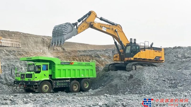 路面机械尺寸参数如何影响运输效率**